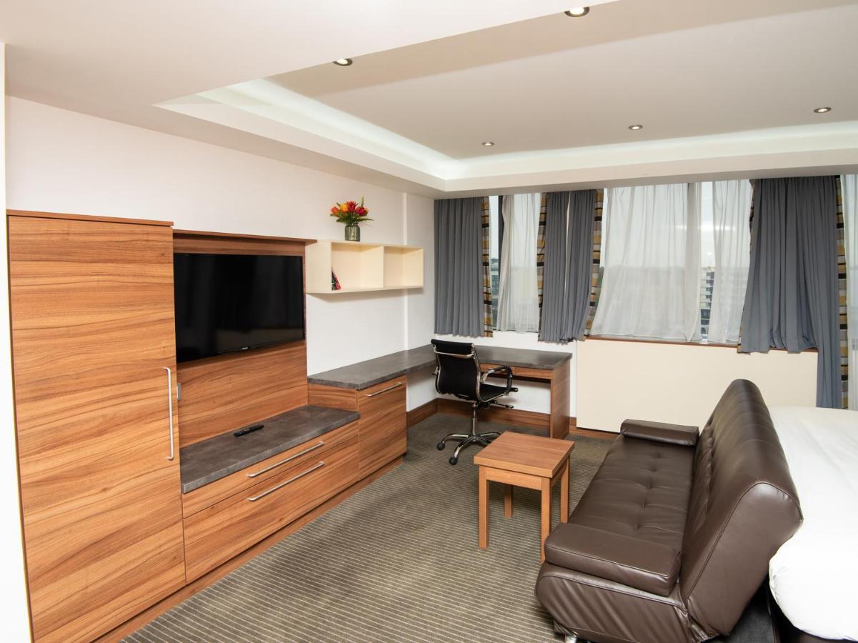 Livin' Serviced Apartments Watford  Exterior foto